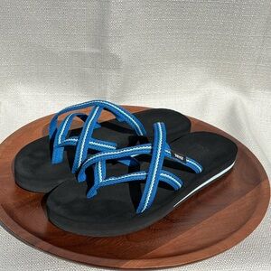 Teva Women's Olowahu Black/Blue Sandals Sz 8